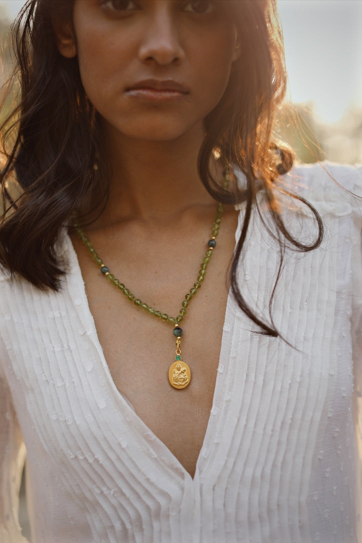Saraswati Japa Mala 18kt Gold Pendant with Peridot