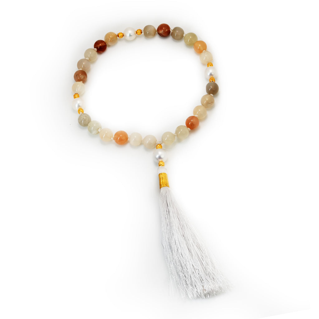 Moonstone & Pearl Quartermala